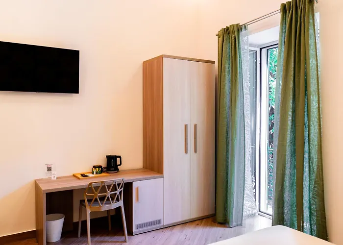 Foria 143 Πανσιόν